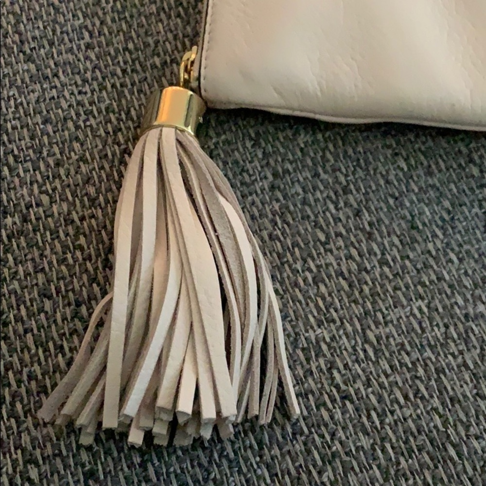 Clutch - Personal Items Or Electronics - image 2